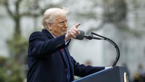 NY appeals court overturns Trump's civil fraud penalty NY appeals court overturns Trump's civil fraud penalty
