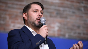 Bill blocks Federal Reserve members' dual appointments