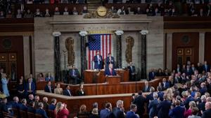 Trump calls out Minnesota in State of the Union, prompting Democrat protests