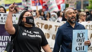 Pritzker’s commission report pushes for local investigations of federal 'brutality'
