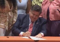 Pritzker acts upon 269 bills, vetoes 2, signs 'lawsuit inferno' measure