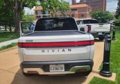 Illinois quick hits: Unemployment down; Rivian supplier gets tax incentives