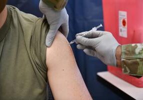 Illinois quick hits: Human trafficking law signed; Mercyhealth to pay for COVID vaccine discrimination