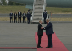 Trump aiming for ceasefire, world awaiting news from Putin summit