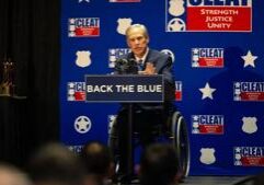 Abbott unloads on CAIR, chastises public schools