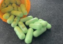 Dems: Long federal government shutdown hurts health care